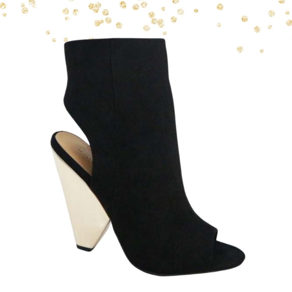 Bamboo Involve peek-a-boo booties